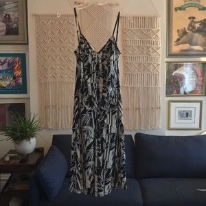 BCBG Maxazria Black Cream Bamboo stretch dress